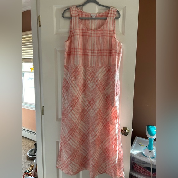 J. Jill Love Linen Plaid Sleeveless Maxi Dress with pockets - Picture 2 of 10